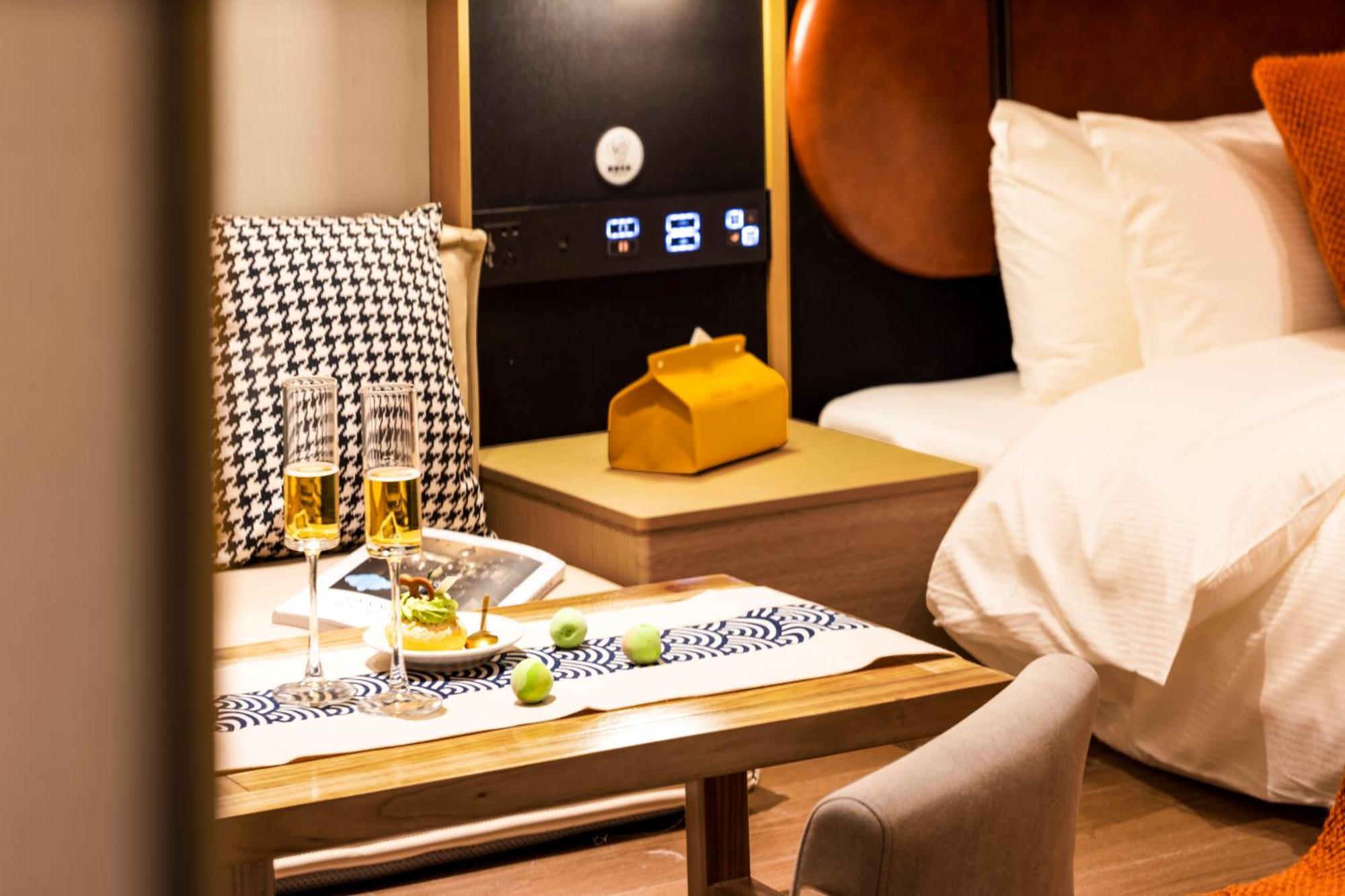 Mcsrh Hotel-Chongqing Jiefangbei Chaotianmen ภายนอก รูปภาพ